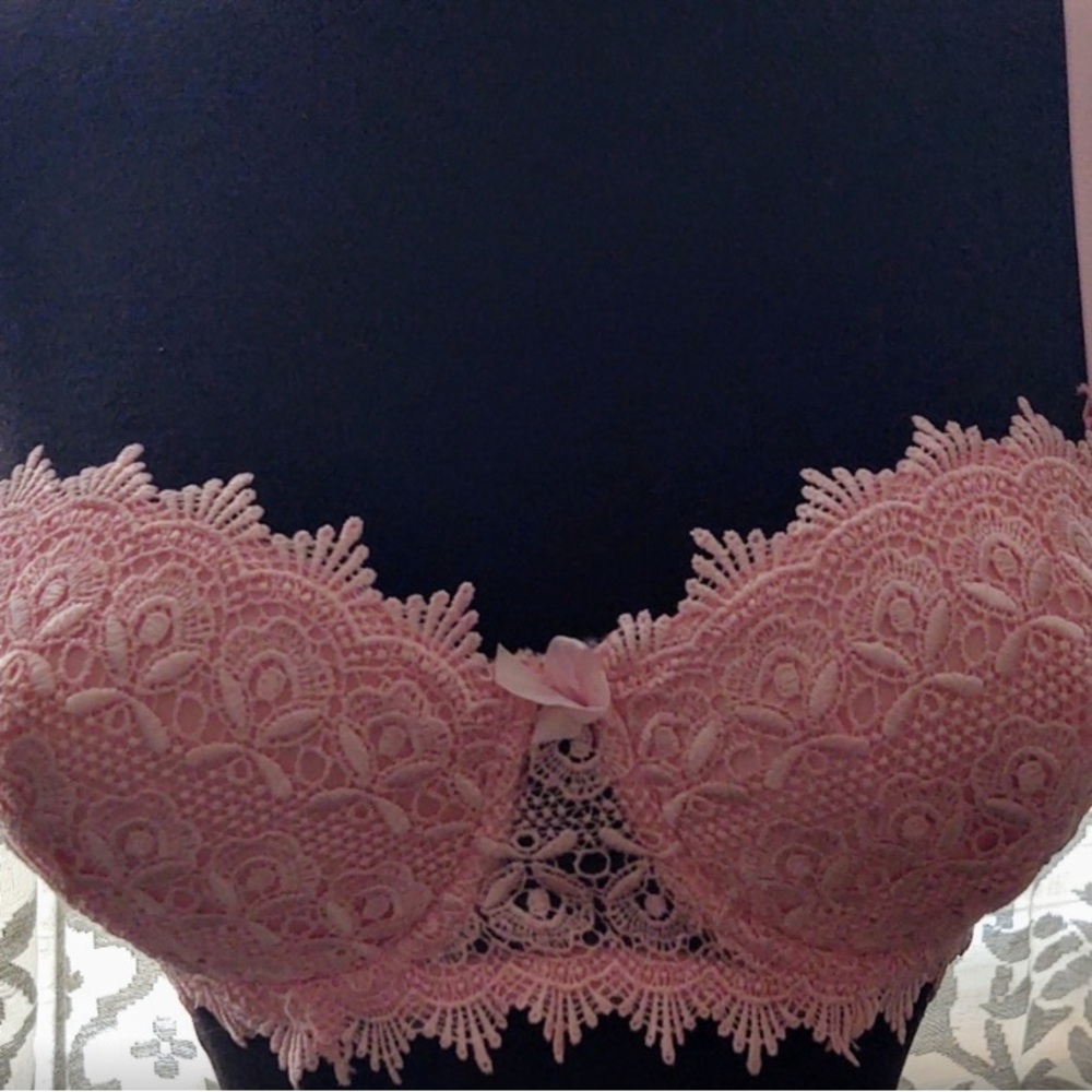 Vintage Y2K Rampage pink crochet bra 34C